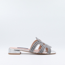 SANDAL WITH RHINESTONE DETAIL